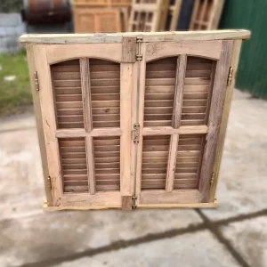 Ventana de algarrobo doble